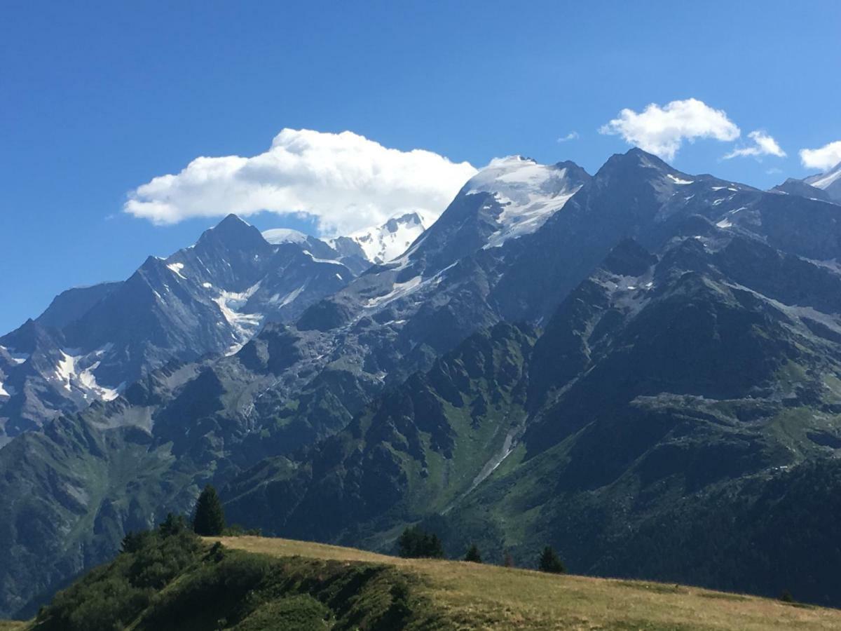 Апартаменти Les Pierres Blanches Mont Blanc Ле-Контамін-Монжуа Екстер'єр фото